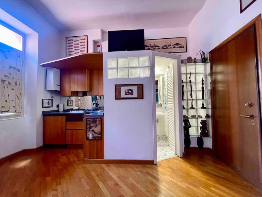 Our Arty Flat In Monti Apartment Рим Екстериор снимка